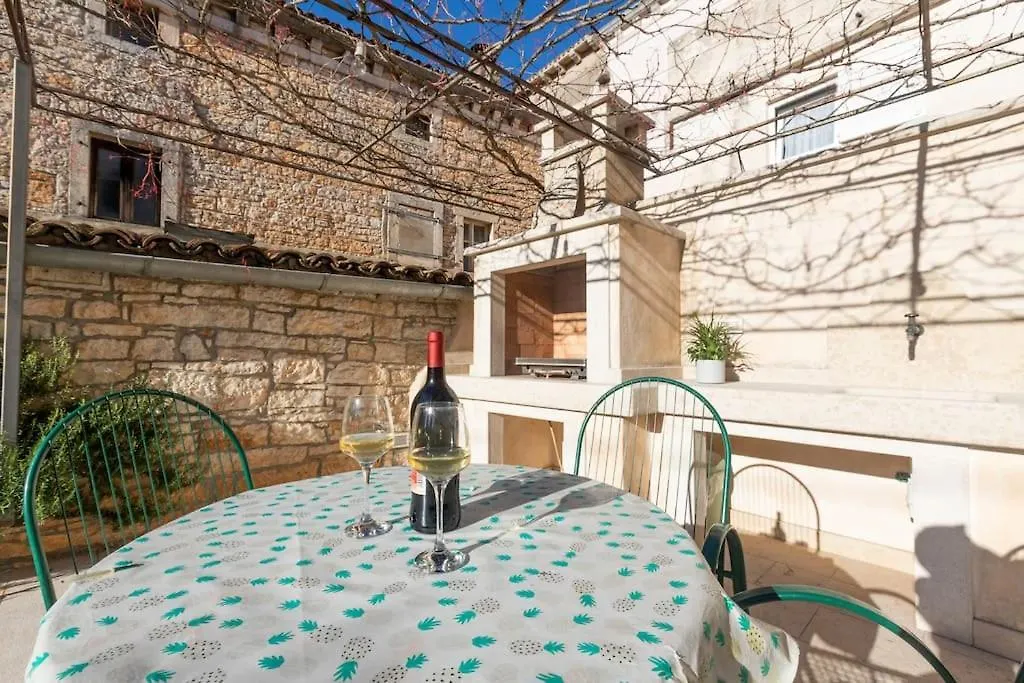 Appartement Apartman Vrh à Sveti Petar u Sumi
